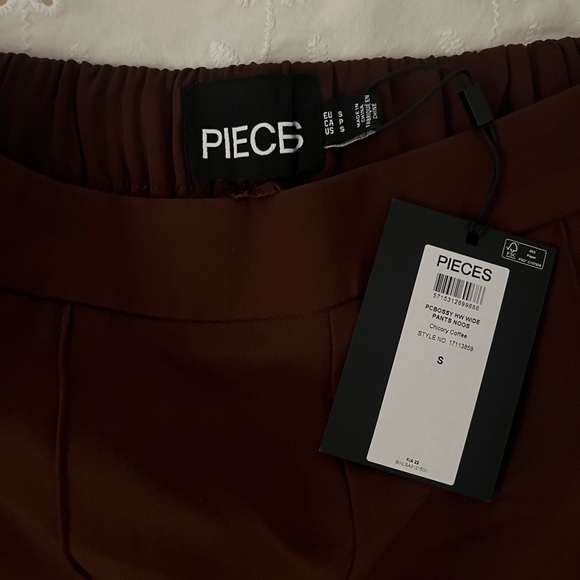 Pieces High-Waist Wide-Leg Pants - Picture 2 of 4